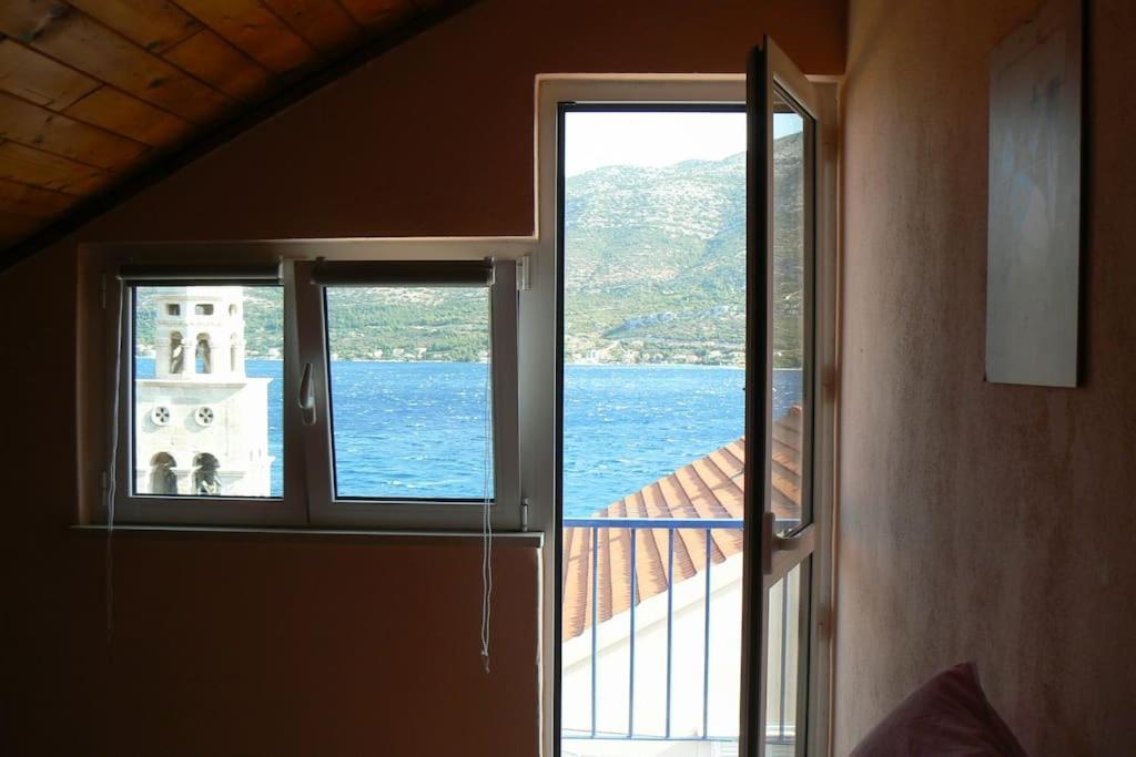Smiley Apartment With A Million Dollar View Korcula Town Bagian luar foto