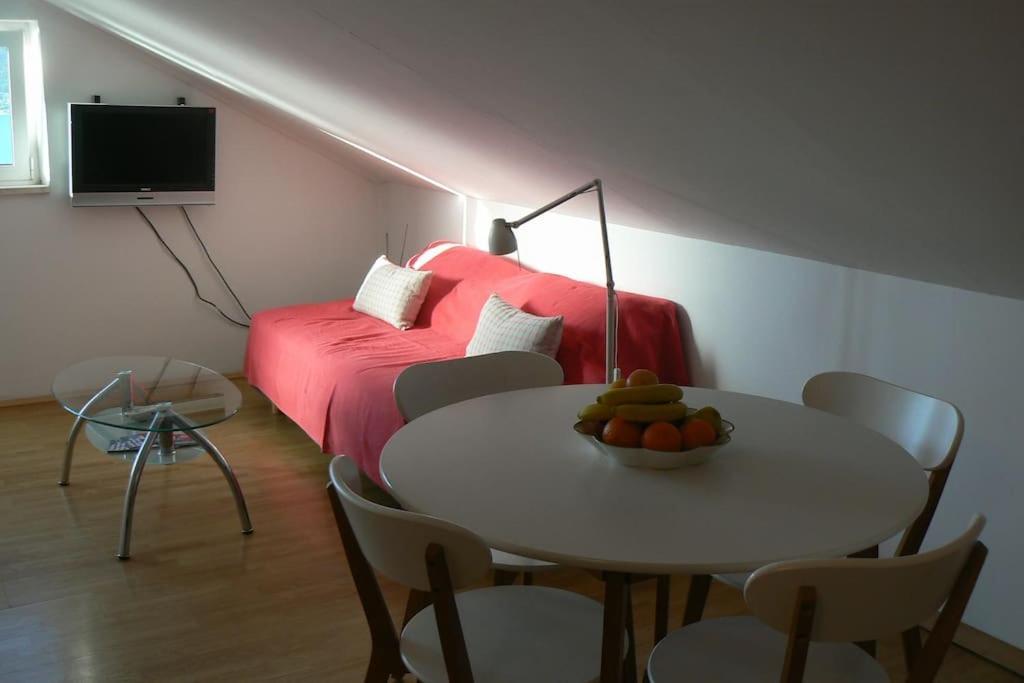 Smiley Apartment With A Million Dollar View Korcula Town Bagian luar foto