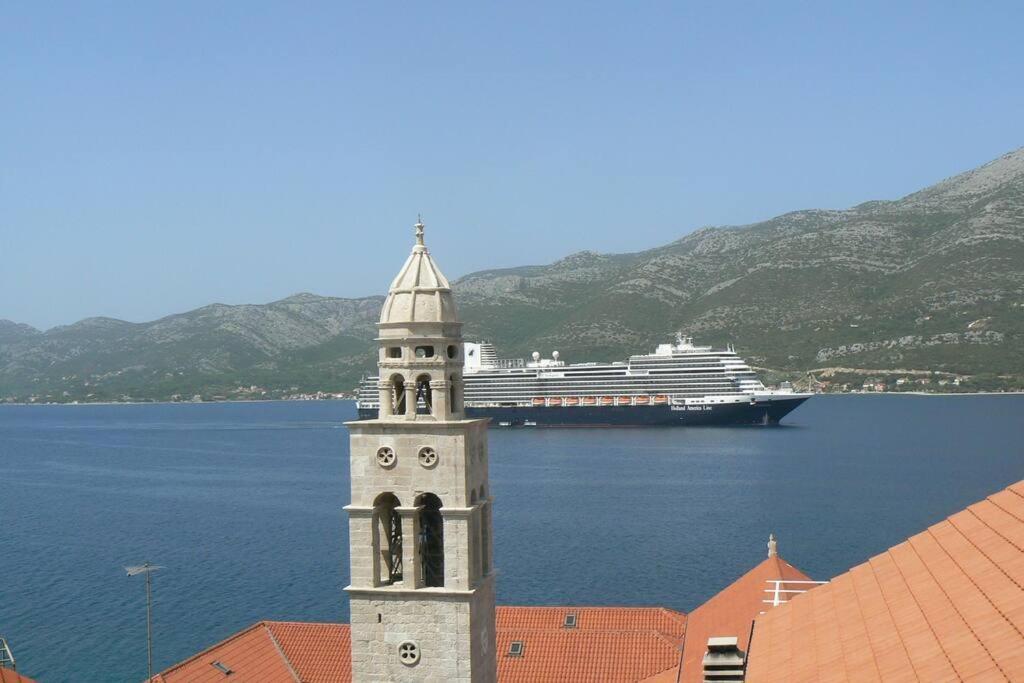 Smiley Apartment With A Million Dollar View Korcula Town Bagian luar foto