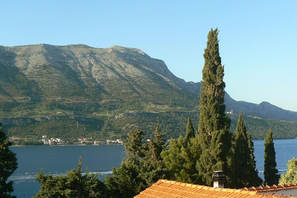 Smiley Apartment With A Million Dollar View Korcula Town Bagian luar foto